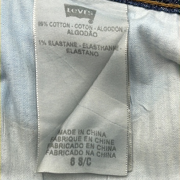 Levi’s Demi Curve Classic Bootcut Size 6/28 - Picture 9 of 16